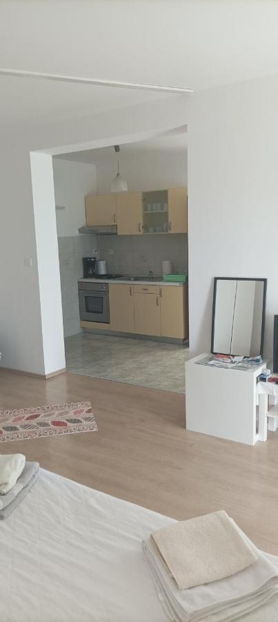 Feel Good Apartment Banjol المظهر الخارجي الصورة