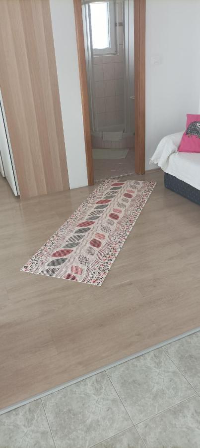 Feel Good Apartment Banjol المظهر الخارجي الصورة