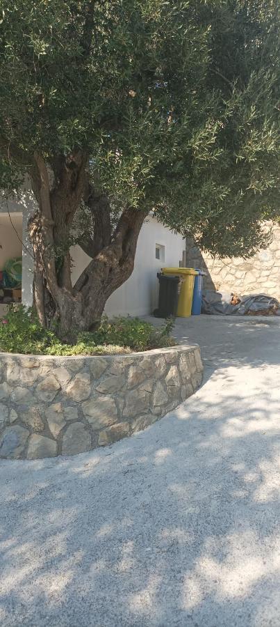 Feel Good Apartment Banjol المظهر الخارجي الصورة