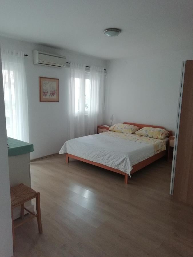 Feel Good Apartment Banjol المظهر الخارجي الصورة